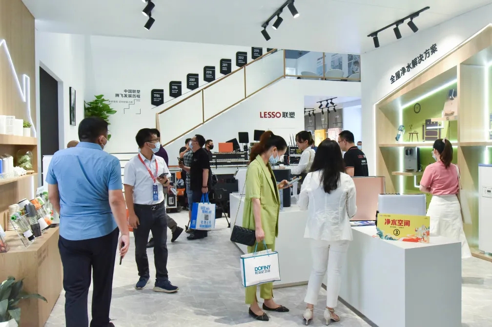 廣州建博會(huì)丨直播打卡領(lǐng)尚品牌館，體驗(yàn)潮流家居生活