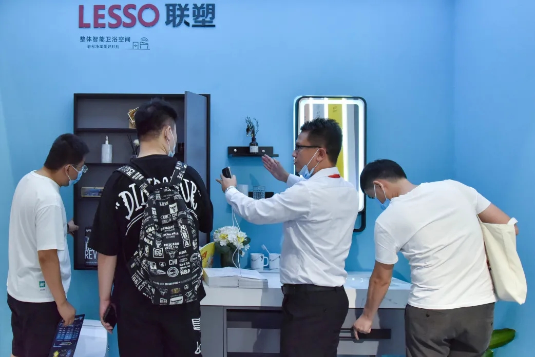 廣州建博會(huì)丨直播打卡領(lǐng)尚品牌館，體驗(yàn)潮流家居生活